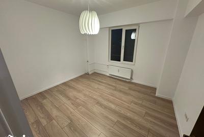 Apartament cu 3 camere în Centrul Civic - 17