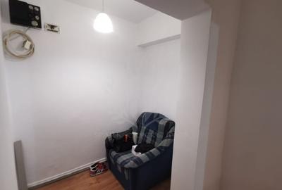 APARTAMENT CU 2 CAMERE DE VANZARE - 2