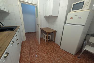 Apartament cu 3 camere semidecomandat, mobilat în 1 Mai - 6
