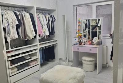 Casă cu 5 camere cu Teren 265 Mp în Dobroești - 1