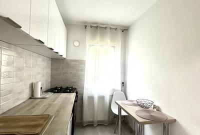 Garsonieră decomandată în Complex Studențesc