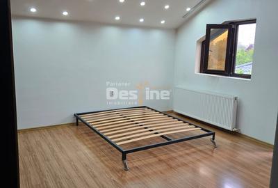 Casă individuală cu 6 camere cu Canalizare în Perișoru - 10