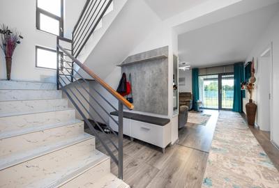 Casă cu 5 camere cu Teren 532 Mp în Crevedia - 9