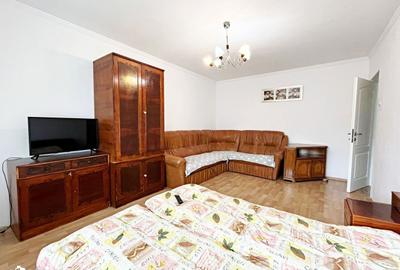 Apartament cu 3 camere decomandat în Decebal - 5