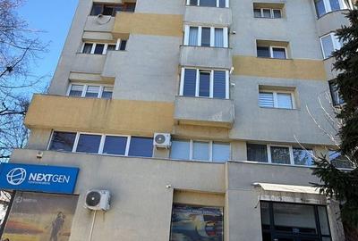 Apartament cu 3 camere în Central - 3