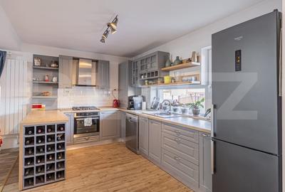 Casa moderna 3camere si mansarda amenajata in zona linistita Tarlungeni - 2