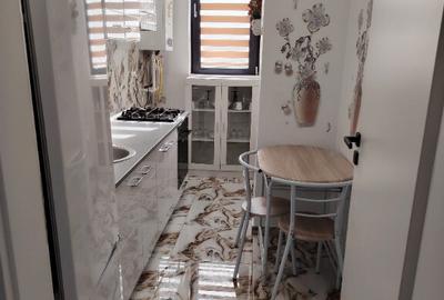 Inchiriez apartament 2 camere Otopeni ultracentral - 3