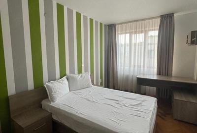 Apartament cu 3 camere decomandat în Central - 3