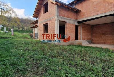 Casă de vânzare 4 camere zona Valea Popii - 1