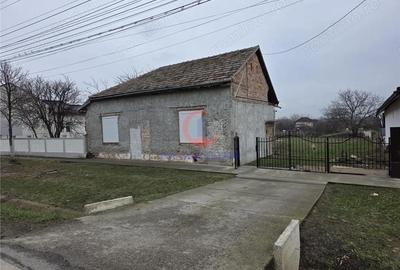 Casă cu Teren 1000 Mp în Pișchia - 1