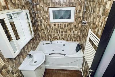 Apartament cu 3 camere decomandat în Central - 3