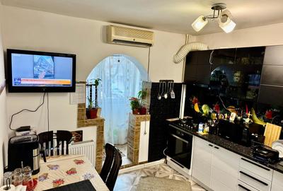 Apartament cu 2 camere decomandat în Rahova - 3