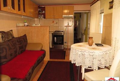 Casă cu 5 camere cu Teren 299 Mp în Central