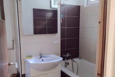 De vanzare apartament 2 camere - Alexandru Obregia - 2