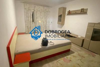 Apartament cu 3 camere decomandat în E3 - 5
