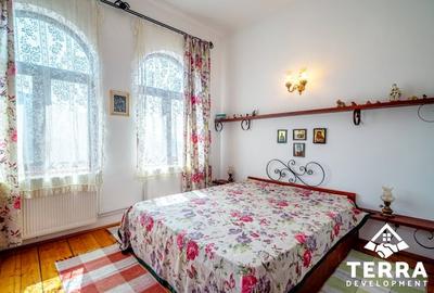 Apartament spectaculos de 5 camere în Sinaia cu priveliște de vis către munte - 9