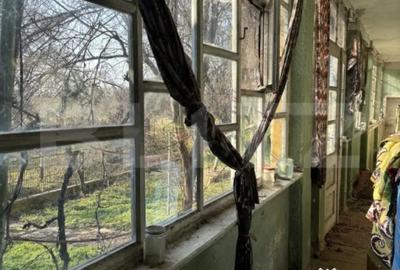 Casă cu 5 camere cu Teren 500 Mp în Central - 3