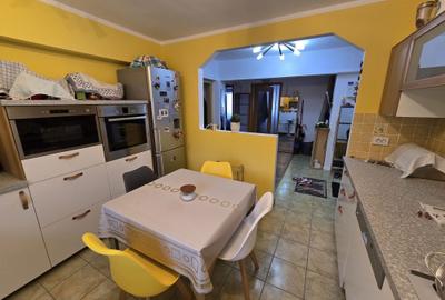 Apartament cu 3 camere în Uric - 2