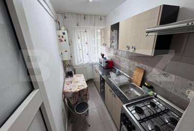 Apartament 2 camere de inchiriat - Micro 5, etaj intermediar - 6