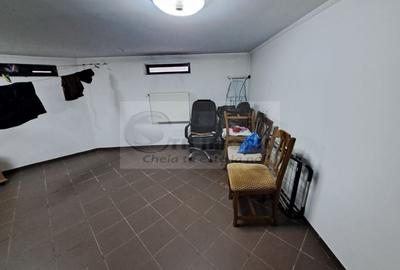 Casa/Vila de Inchiriat COPOU - 3000 euro - 33