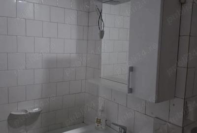 Apartament cu 2 camere semidecomandat în Buziașului - 3