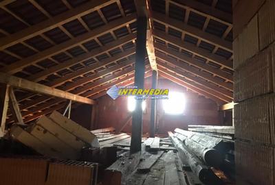Casă individuală cu 5 camere cu Canalizare în Sud - 8