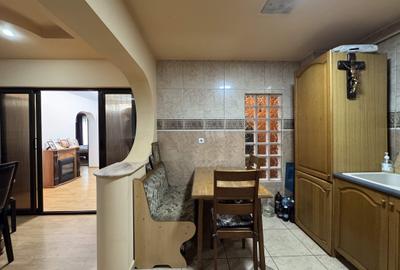 5 cam. etaj 1, 96 mp, decomandat, renovat, zona Zahana - 11