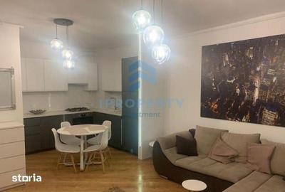Apartament cu 3 camere în Central - 1
