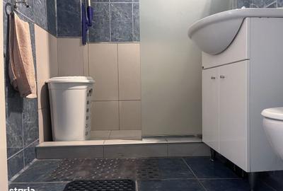 Apartament cu 3 camere semidecomandat în Micro 8 - 7