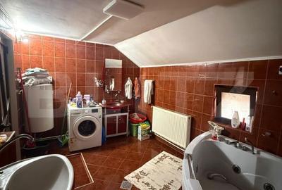 Casă cu 4 camere cu Teren 2800 Mp în Central - 9