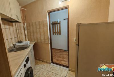 Garsonieră decomandată în Micro 39 - 4