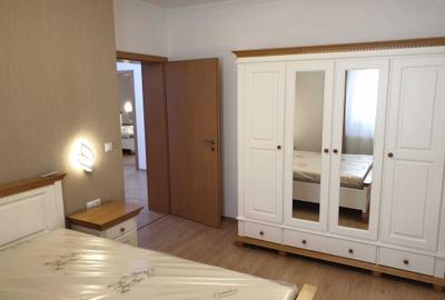 Apartament cu 3 camere decomandat, mobilat în Sub Arini - 5