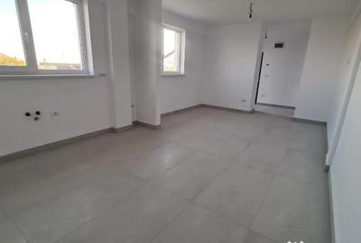 Apartament cu 4 camere decomandat în Micălaca - 16