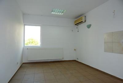 Casă individuală cu 5 camere în 1 Mai - 3