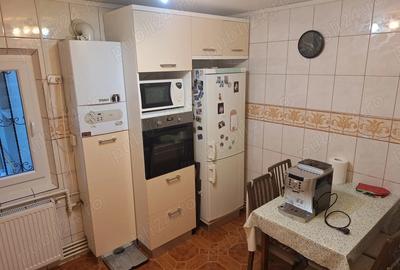 Apartament 3 camere de vanzare in zona Doamna Ghica (str. Pancota nr 3), etaj 1 din 8, 78mp - 8