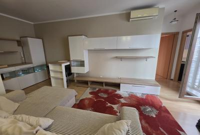 Apartament cu 3 camere semidecomandat în 1 Decembrie 1918 - 2