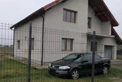 Casă cu 5 camere cu Teren 500 Mp în Sânmihaiu German - 2
