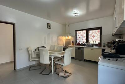 REV2005030 Casa l 4 Camere l Sisesti - 10