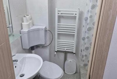 Garsonieră decomandată în Central - 2