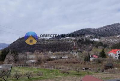 Teren deosebit in apropiere de lac com.Alexandru cel Bun - - 15