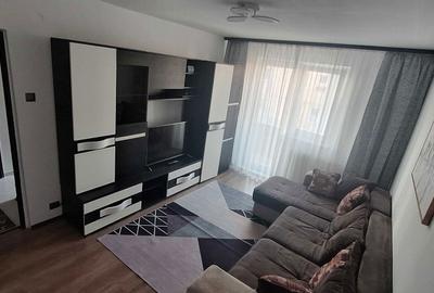 Apartament cu 2 camere decomandat în Tractorul - 6