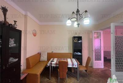 De vanzare 2 apartamente si demisol in vila, Piata Romana - 5