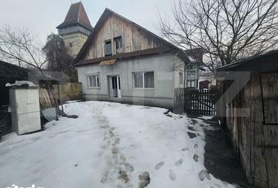 Casă cu 6 camere cu Teren 1850 Mp în Dumitra - 3