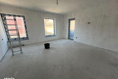 Casă cu 4 camere în Mărăcineni - 5