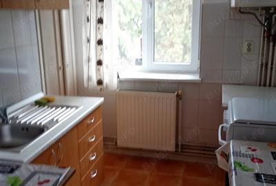 Particular inchiriez apartament 2 camere Centrul civic Bra?ov - 2
