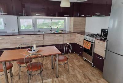 Apartament de închiriat, 3 camere, 72 mp, Zorilor Cometei - 1