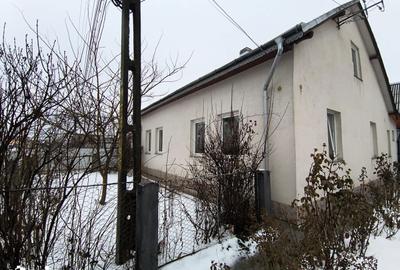 Casă cu 4 camere cu Teren 1500 Mp în Adâncata - 16