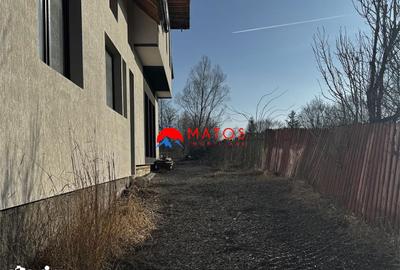 Casă cu 9 camere cu Teren 1750 Mp în Valea Doftanei - 5