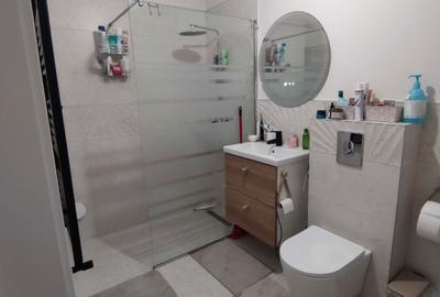 Casă cu 4 camere în Vitan - 2