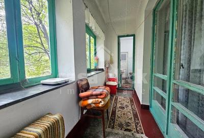 Apartament cu poten?ial ?i lini?te, parter inalt, pe strada Cezar col? cu Traian Apartament cu poten?ial ?i lini?te, parter inalt, pe strada Cezar col? cu Traian - 11